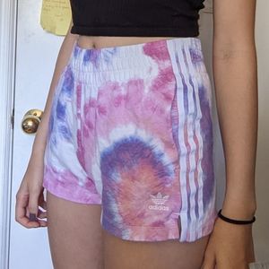 tie dye shorts
